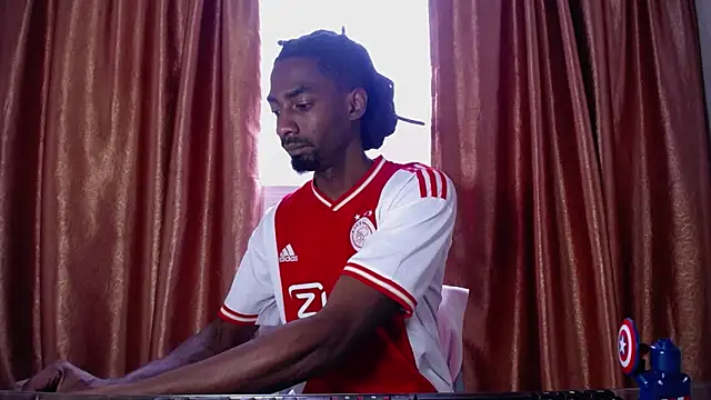 Malkon Big online show from April 2026 12:52:02 PM