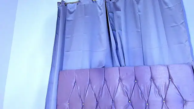 Snapshot of Ashley_piinkk_ chatting on February 2025 04:59:02 AM Ashley piinkk  online show from February 2025 04:59:02 AM