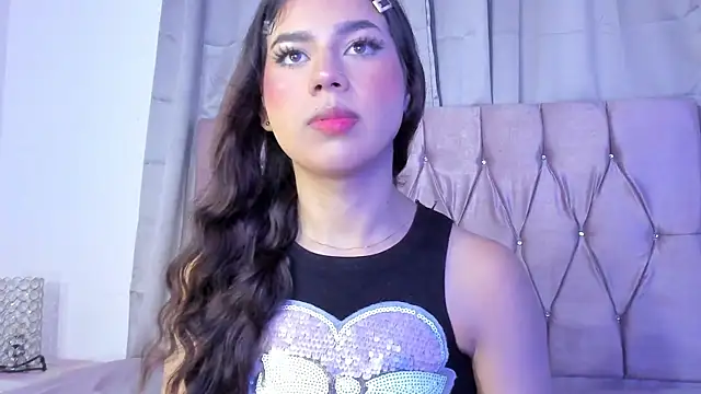 Snapshot of Ashley_piinkk_ chatting on March 2025 05:32:01 AM Ashley piinkk  online show from March 2025 05:32:01 AM