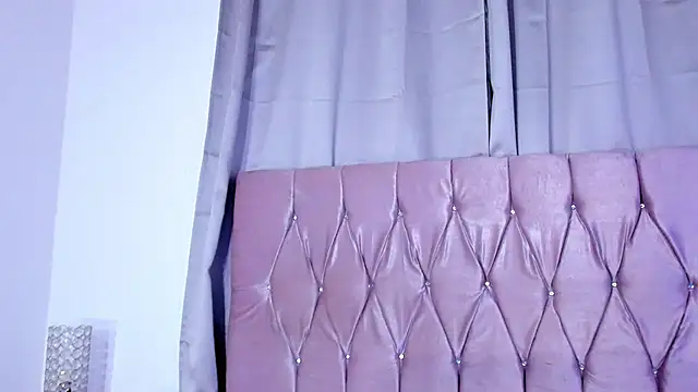 Snapshot of Ashley_piinkk_ chatting on March 2025 03:45:01 AM Ashley piinkk  online show from March 2025 03:45:01 AM