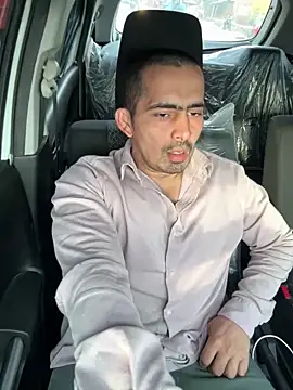 shivani0999 online show from February 2026 03:10:01 AM