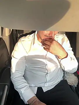 shivani0999 online show from February 2026 02:59:02 AM