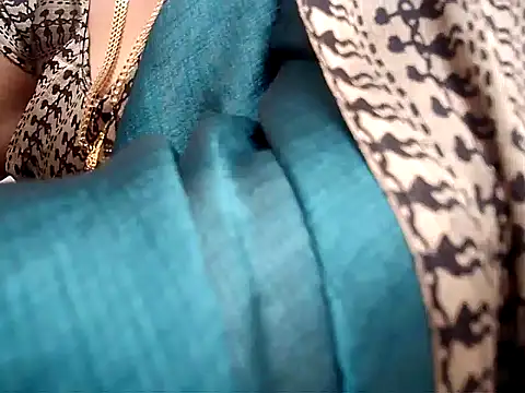 Snapshot of hot_pavitra chatting on January 2025 06:29:02 PM hot pavitra online show from January 2025 06:29:02 PM