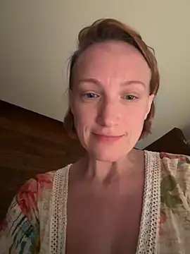 UmaTruewoman online show from November 2025 09:52:01 PM