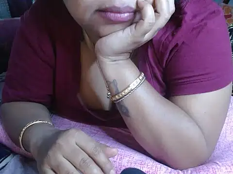 Snapshot of TASHa009 chatting on December 2024 01:11:02 AM TASHa009 online show from December 2024 01:11:02 AM