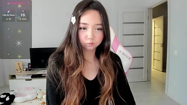 Snapshot of Fluffy_Rose chatting on May 2026 03:02:02 AM Fluffy Rose online show from May 2026 03:02:02 AM