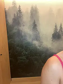 ladoucedu34 online show from February 2026 03:21:01 PM