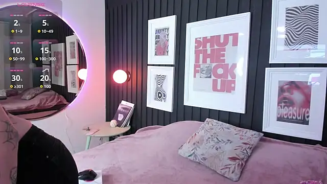 Kayla stern  online show from November 2025 07:34:01 PM