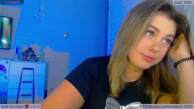 SuchCute online show from February 2025 01:54:01 AM