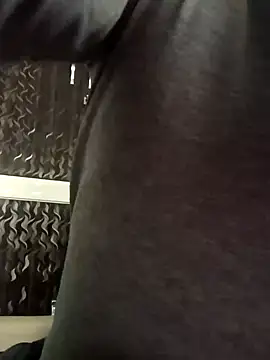 xyrus  online show from December 2024 07:27:02 AM