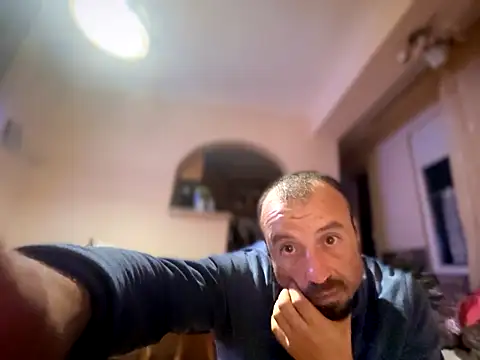 Nikolaiyy online show from November 2025 11:37:02 PM