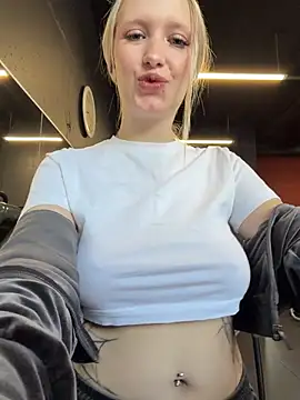 Milkyy wway online show from April 2026 05:23:01 AM