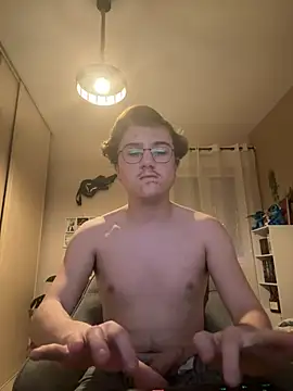 Snapshot of enzolb chatting on February 2025 05:38:02 PM enzolb online show from February 2025 05:38:02 PM