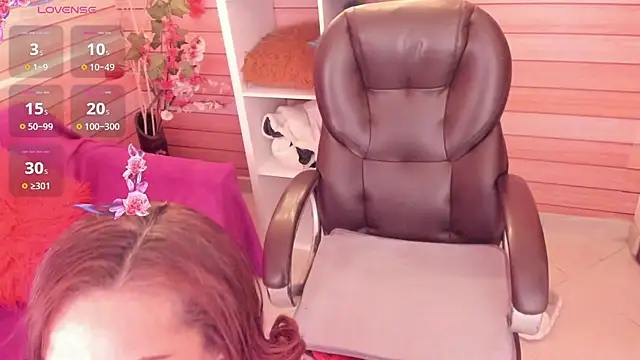 Snapshot of marien_thomson_ chatting on April 2026 10:19:02 PM marien thomson online show from April 2026 10:19:02 PM