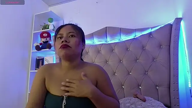Snapshot of Sweet_Orianaa chatting on June 2026 08:35:01 PM Sweet Orianaa online show from June 2026 08:35:01 PM