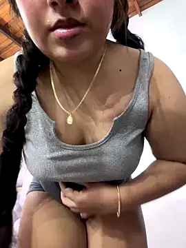 melyescobar online show from November 2025 03:38:02 AM