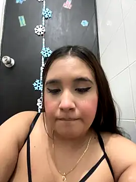 melyescobar online show from December 2025 03:34:01 AM