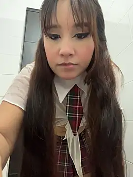 Snapshot of melyescobar chatting on April 2026 03:53:02 AM melyescobar online show from April 2026 03:53:02 AM