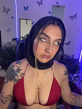 Snapshot of Lia-mitch chatting on July 2026 06:58:02 PM Lia-mitch online show from July 2026 06:58:02 PM