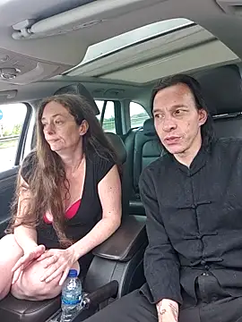 Leyla Lawless online show from April 2026 01:18:01 PM