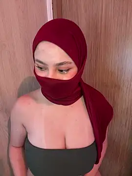 Snapshot of amaal_ chatting on September 2025 02:49:02 PM amaal online show from September 2025 02:49:02 PM