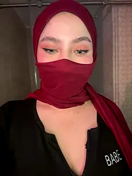 Snapshot of amaal_ chatting on September 2025 11:04:02 PM amaal online show from September 2025 11:04:02 PM