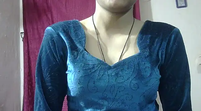 Snapshot of Aayesha chatting on December 2024 11:27:01 AM Aayesha online show from December 2024 11:27:01 AM
