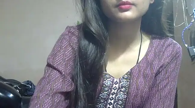 Snapshot of Aayesha chatting on January 2025 12:17:01 PM Aayesha online show from January 2025 12:17:01 PM