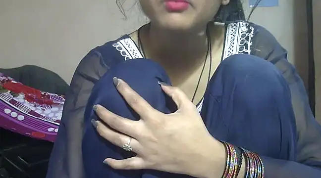 Snapshot of Aayesha chatting on January 2025 06:38:02 AM Aayesha online show from January 2025 06:38:02 AM