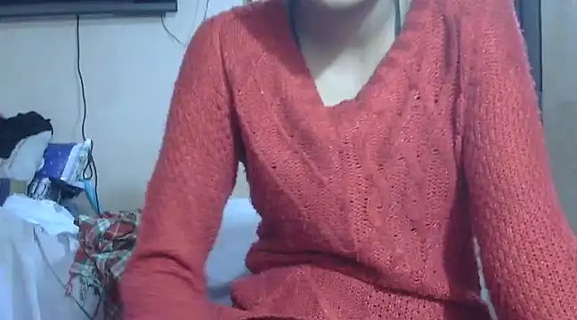 Snapshot of Aayesha chatting on February 2025 03:40:01 AM Aayesha online show from February 2025 03:40:01 AM