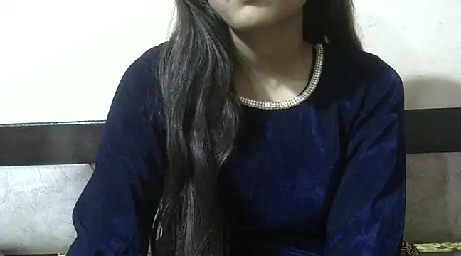 Snapshot of Aayesha chatting on February 2025 11:21:02 PM Aayesha online show from February 2025 11:21:02 PM