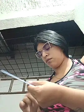 naughty-girl01 online show from February 2025 10:14:02 AM