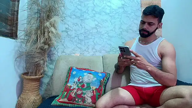 Snapshot of max_ashley_mds chatting on February 2026 01:40:01 PM max ashley mds online show from February 2026 01:40:01 PM