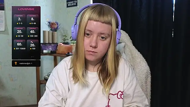 June shy0 online show from October 2025 09:21:02 AM