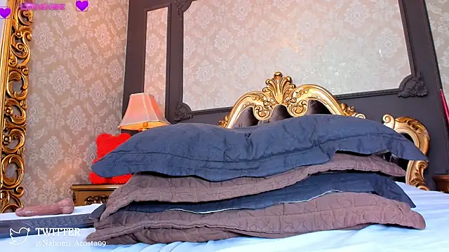 Snapshot of NahomiAcosta chatting on March 2025 04:30:02 AM NahomiAcosta online show from March 2025 04:30:02 AM