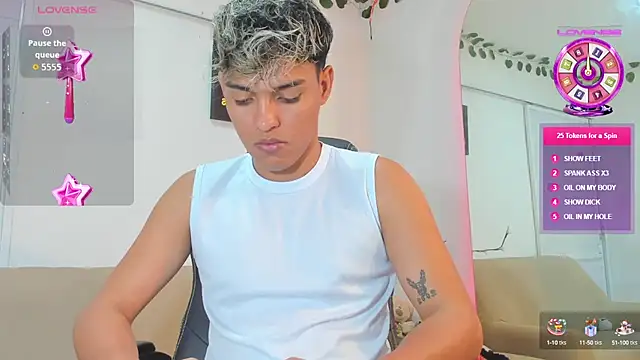 ryan carter08 online show from October 2025 01:26:01 AM