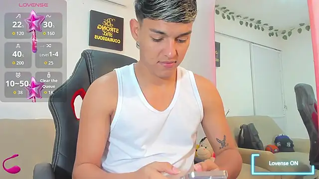 ryan carter08 online show from November 2025 03:04:01 AM