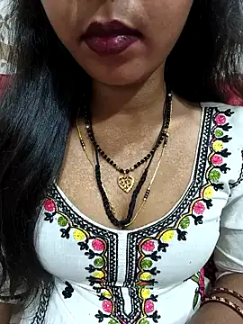 Snapshot of Sharmila-Singh chatting on June 2026 07:58:02 PM Sharmila-Singh online show from June 2026 07:58:02 PM
