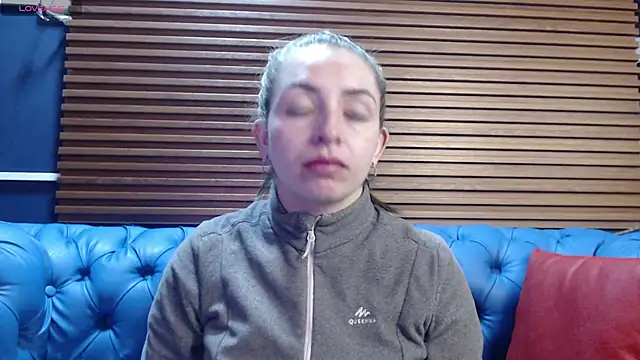  isaabellaa online show from February 2025 11:39:02 AM