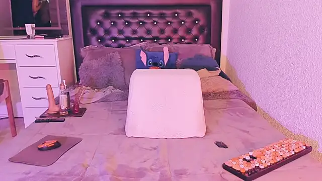 billiesimons2 online show from March 2026 05:46:01 PM