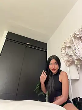Snapshot of Sweetnaughtygirl_ chatting on June 2026 06:11:01 AM Sweetnaughtygirl online show from June 2026 06:11:01 AM