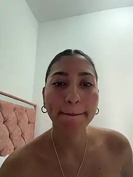 Snapshot of Sweetnaughtygirl_ chatting on July 2026 03:32:01 PM Sweetnaughtygirl online show from July 2026 03:32:01 PM