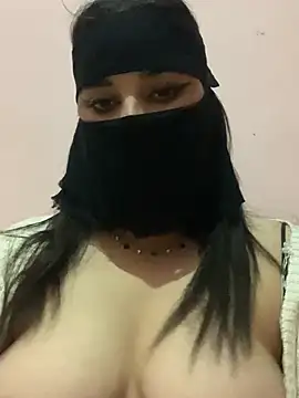 Snapshot of Miss-Soka chatting on December 2024 11:06:02 PM Miss-Soka online show from December 2024 11:06:02 PM