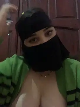 Snapshot of Miss-Soka chatting on December 2024 05:15:02 AM Miss-Soka online show from December 2024 05:15:02 AM