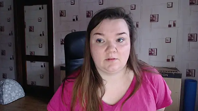 Snapshot of TasyaBigTTs chatting on December 2024 12:02:01 PM TasyaBigTTs online show from December 2024 12:02:01 PM