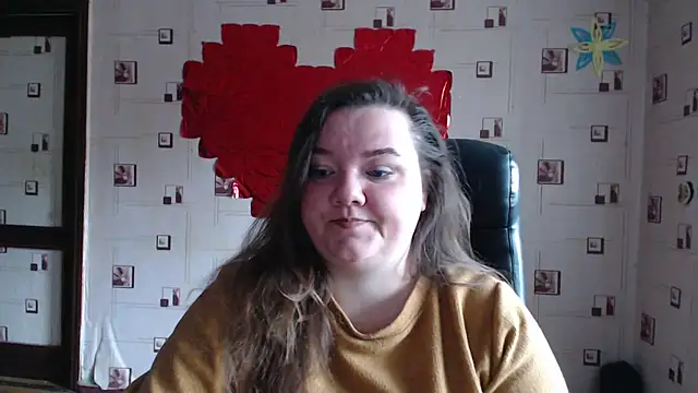 Snapshot of TasyaBigTTs chatting on March 2025 06:36:02 AM TasyaBigTTs online show from March 2025 06:36:02 AM