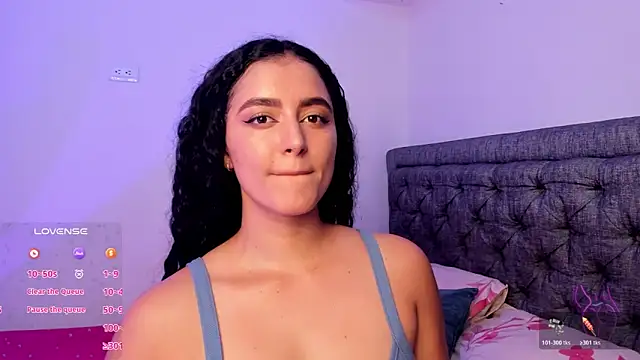 Snapshot of Adhara-zanne chatting on November 2025 01:59:02 AM Adhara-zanne online show from November 2025 01:59:02 AM