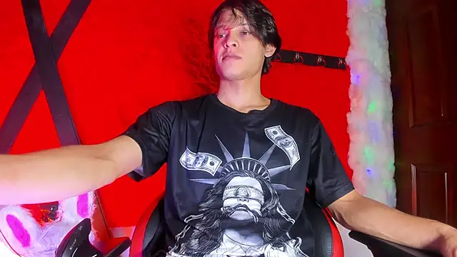 LilOwen  online show from February 2026 06:39:02 PM