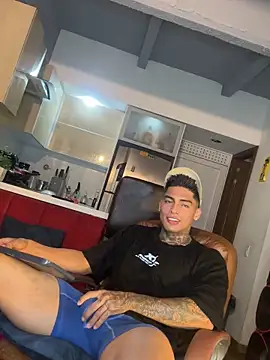 Dominiofit online show from October 2025 01:53:02 AM