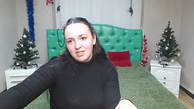 IsabelBlackberry online show from December 2024 03:26:01 PM